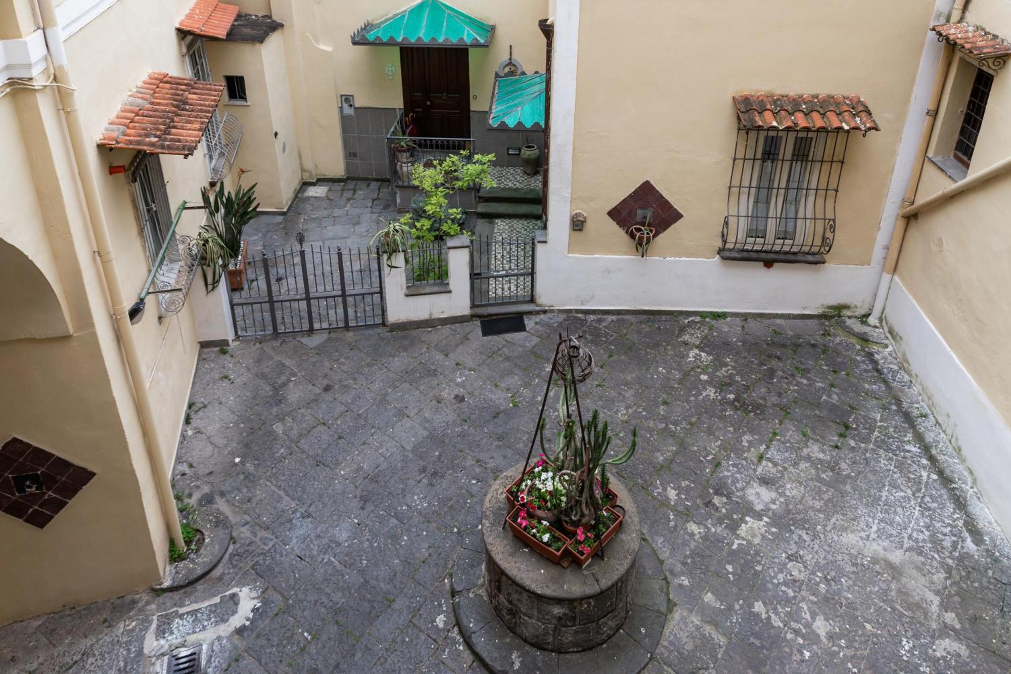 Vesuvio Plaza Room Ottaviano Εξωτερικό φωτογραφία